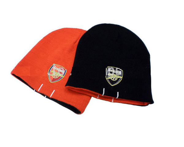 WKGL1106/7 Knitted hat.