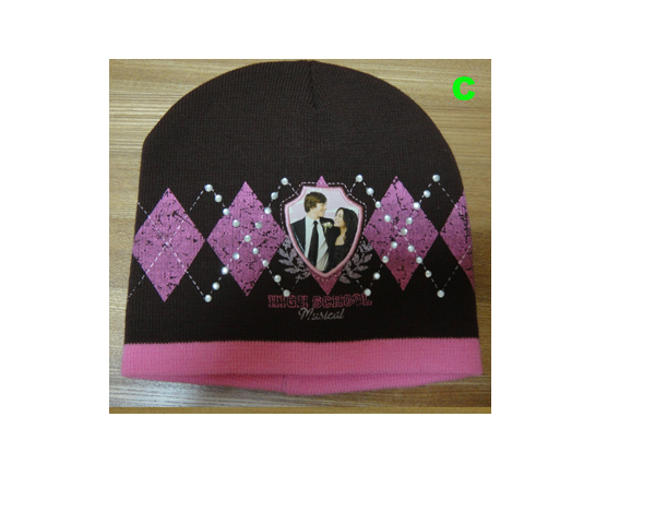 WKGL1111  Knitted hat for girl.
