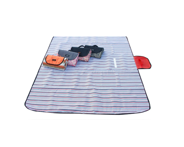 WKGL3101    Picnic Blanket.