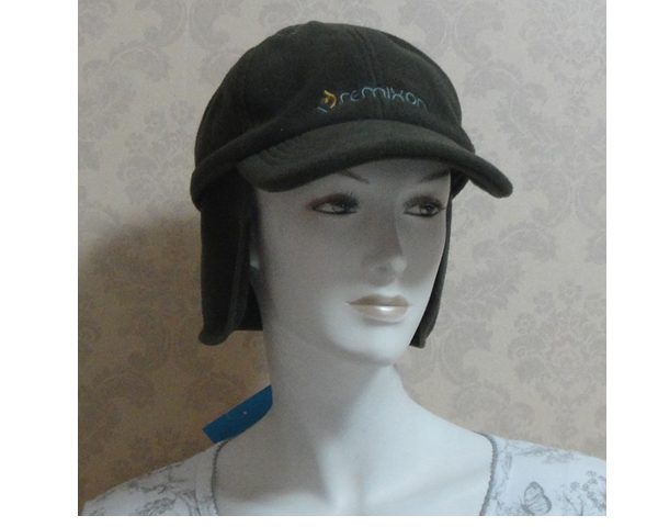 WKGL1401  6 Panel cap with ear flap.