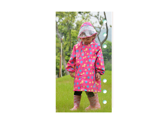 WKGL9015  Kid's raincoat.