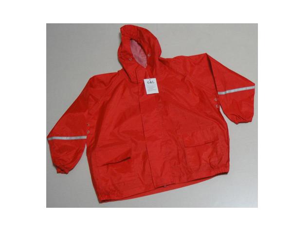 WKGL9905  Kid's rain suit.