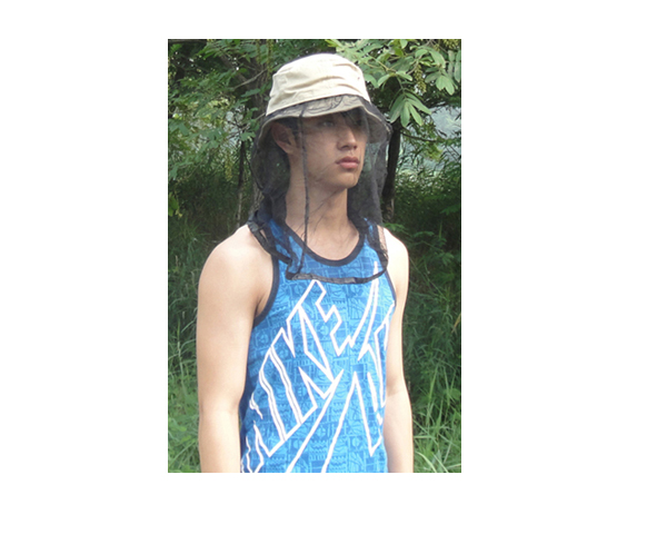 WKGL1305  Fishing hat with close mesh cover.